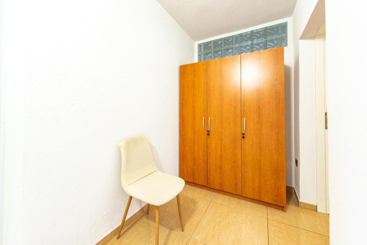 Apartments Lili Pag Town Exterior photo